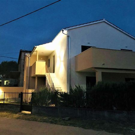 Apartments Branka Gornji Karin Ngoại thất bức ảnh