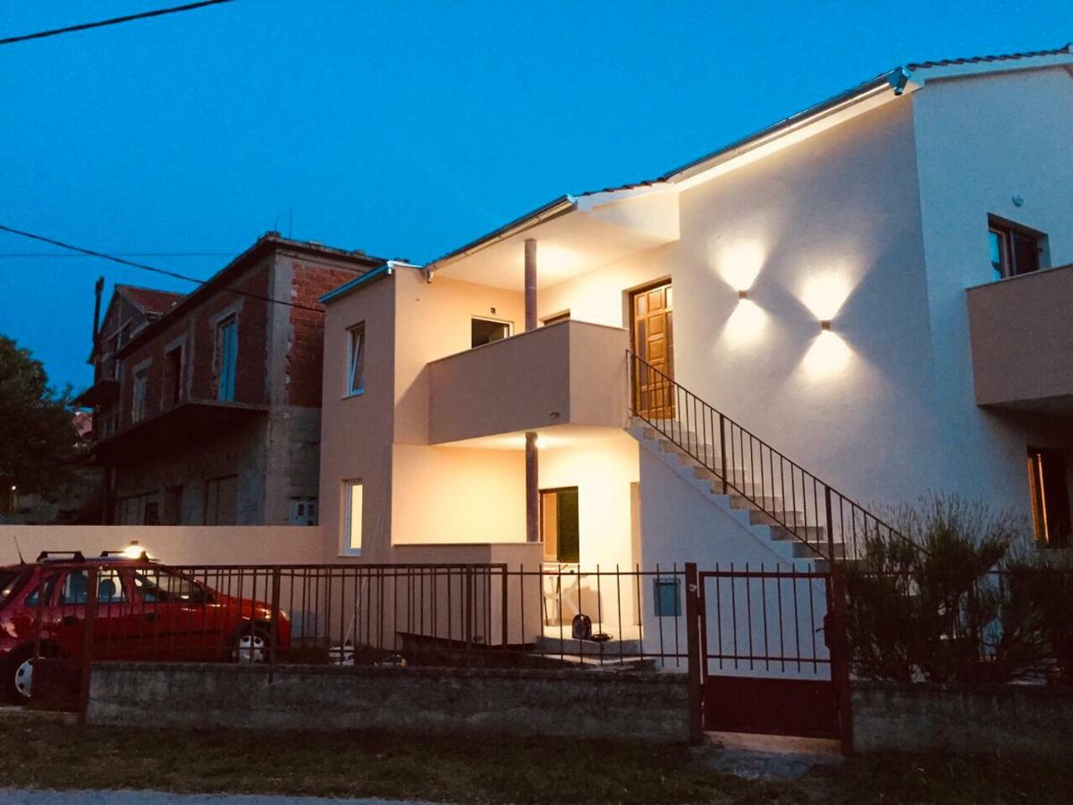Apartments Branka Gornji Karin Ngoại thất bức ảnh