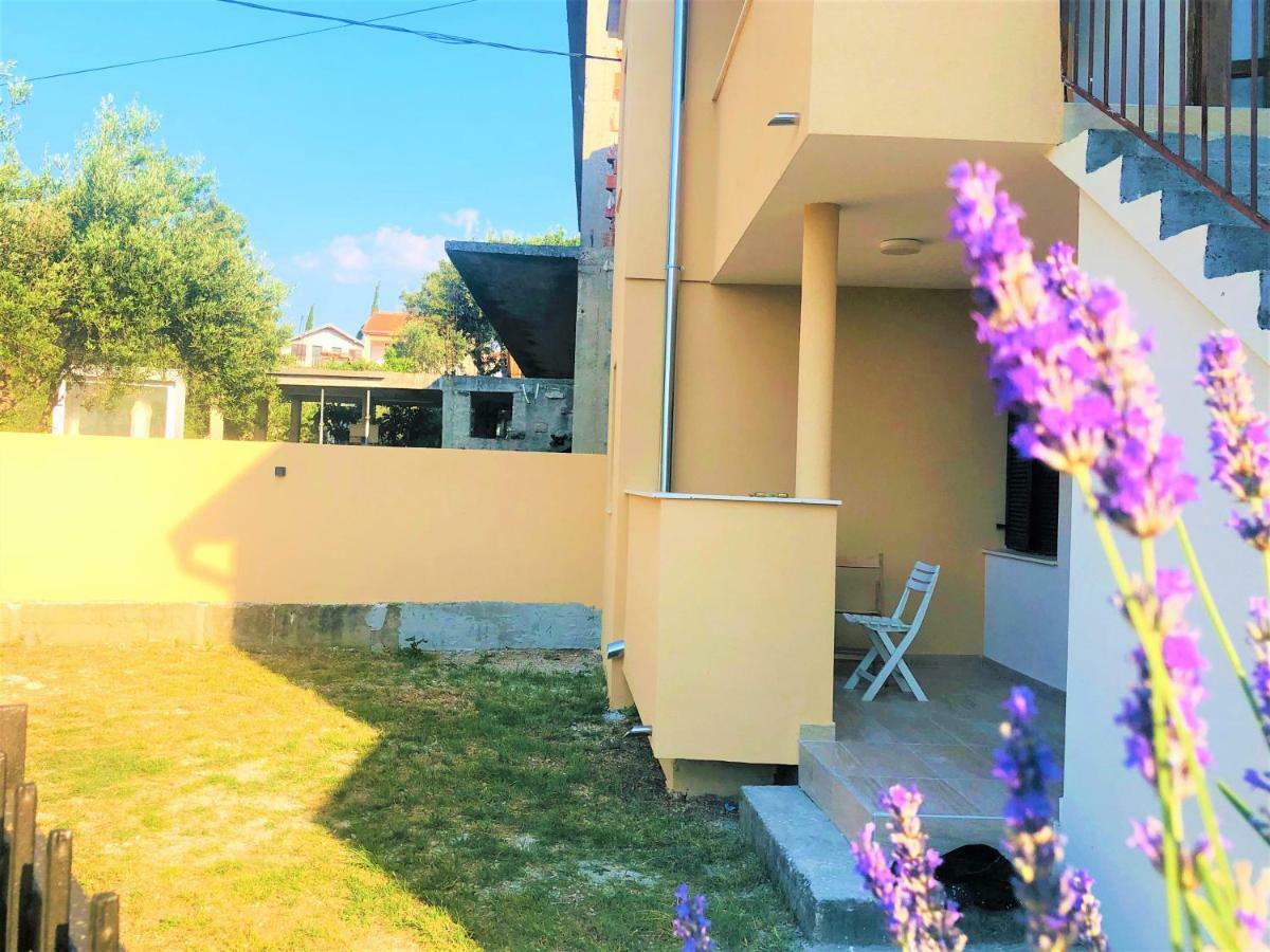 Apartments Branka Gornji Karin Ngoại thất bức ảnh